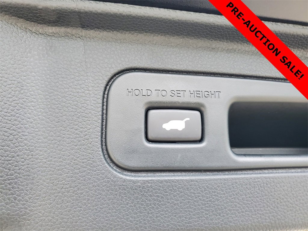 Used 2023 Honda Pilot TrailSport image 9