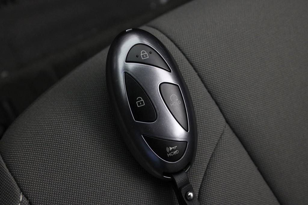 Certified 2026 Hyundai Elantra Sport FWD image 30