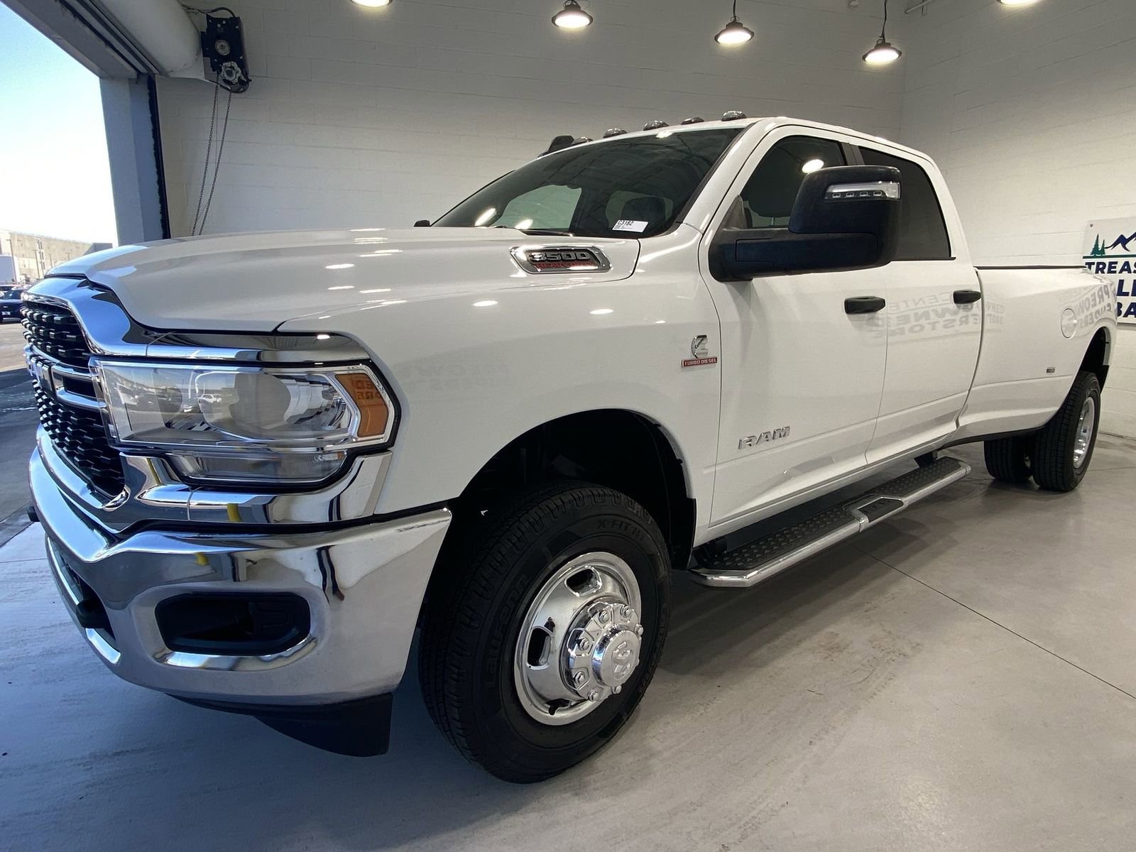 Used 2024 RAM 3500 Big Horn image 4