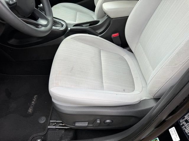 Used 2023 Hyundai Kona SEL AWD/4WD image 17