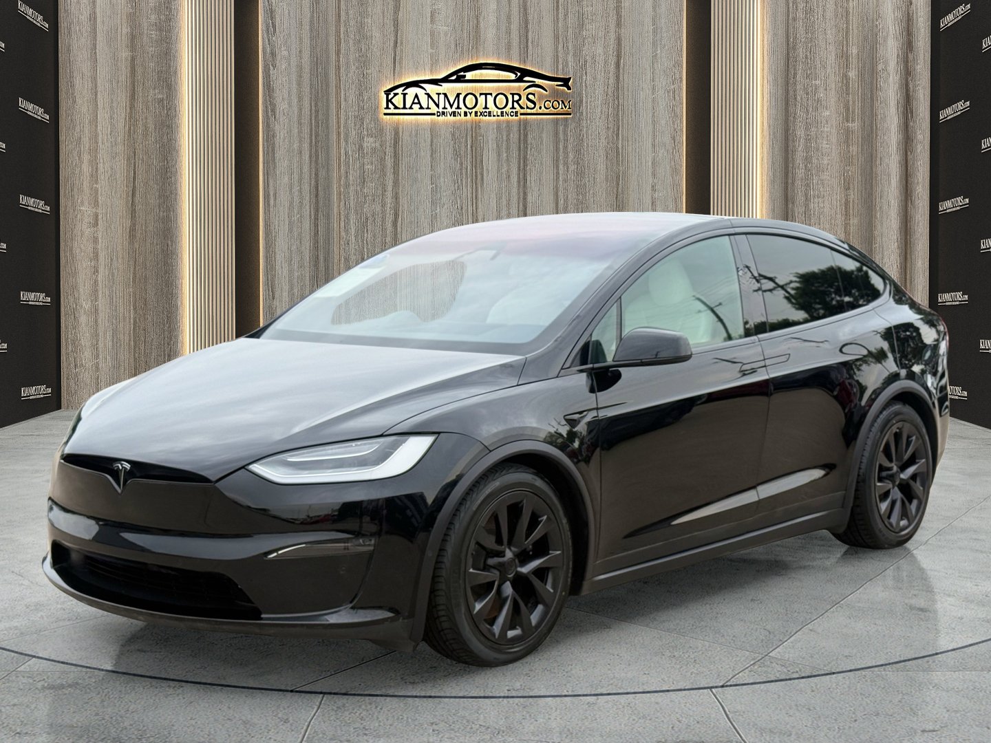 Used 2022 Tesla Model X Plaid AWD/4WD image 7