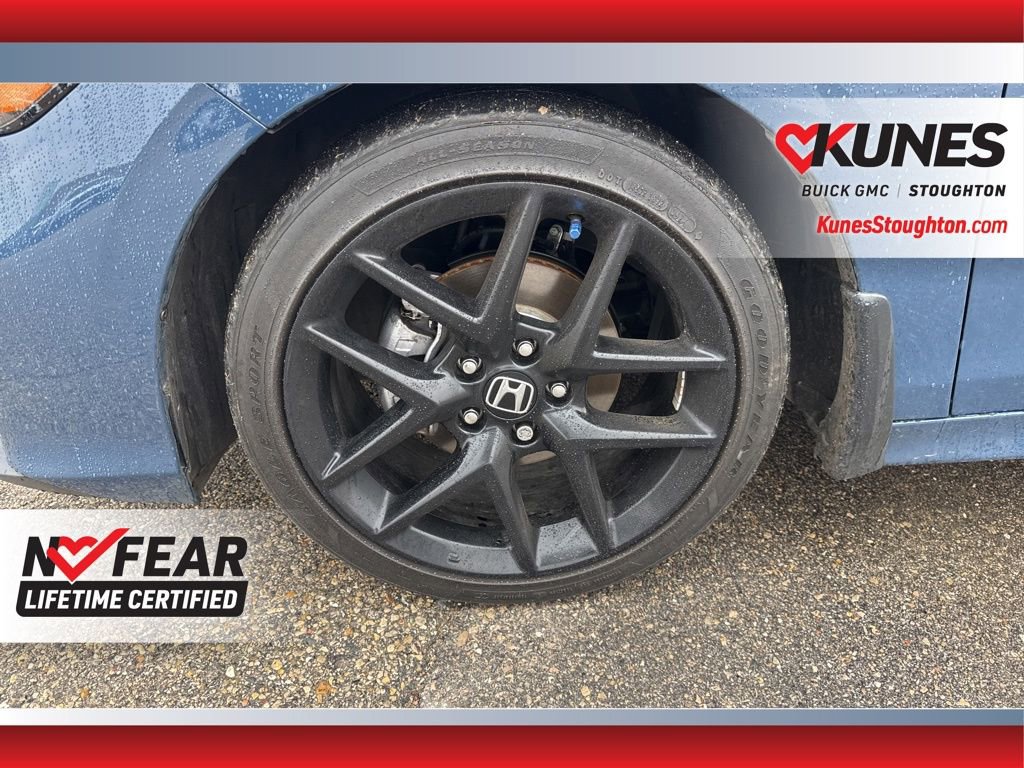 Used 2025 Honda Civic Sport image 15