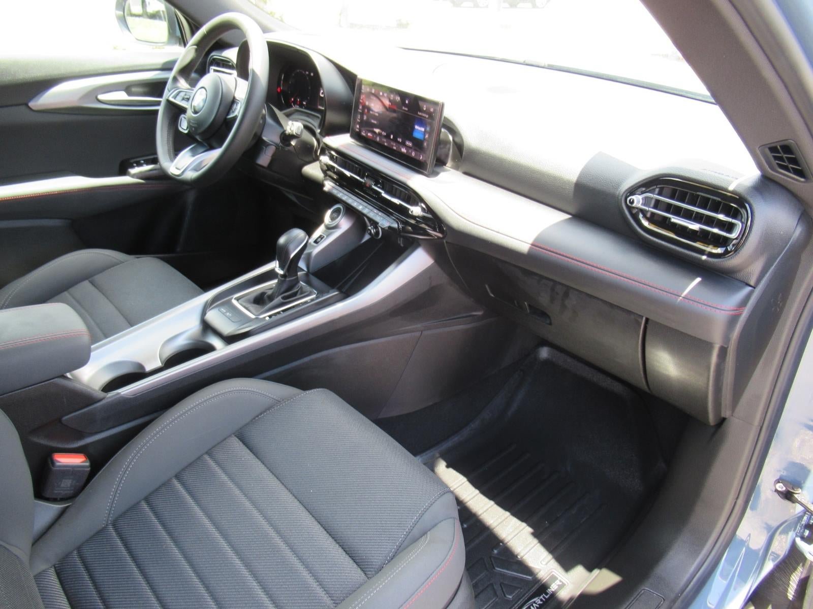 Used 2024 Dodge Hornet GT AWD/4WD image 11