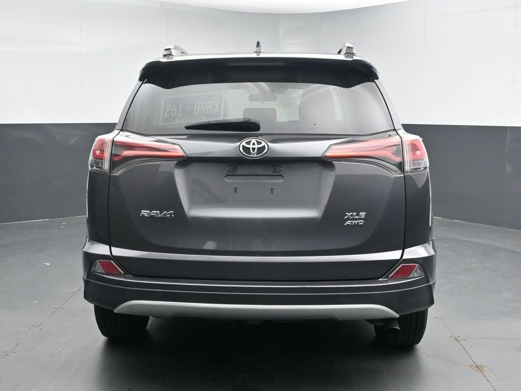 Used 2017 Toyota RAV4 XLE AWD/4WD image 8