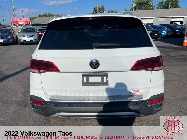 Used 2022 Volkswagen Taos SEL w/ Panoramic Sunroof Package image 4