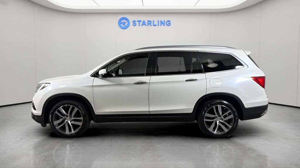 Used 2017 Honda Pilot Touring image 3