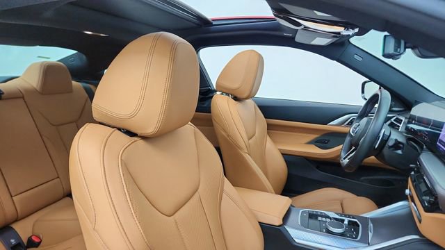 Used 2025 BMW M440i Coupe image 22