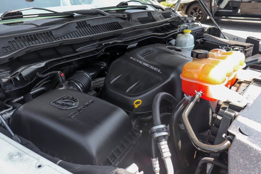 Used 2015 RAM 1500 Classic SLT w/ Trailer & Traction Group image 11