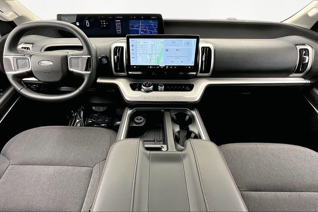 Used 2025 Ford Expedition Max Active image 16