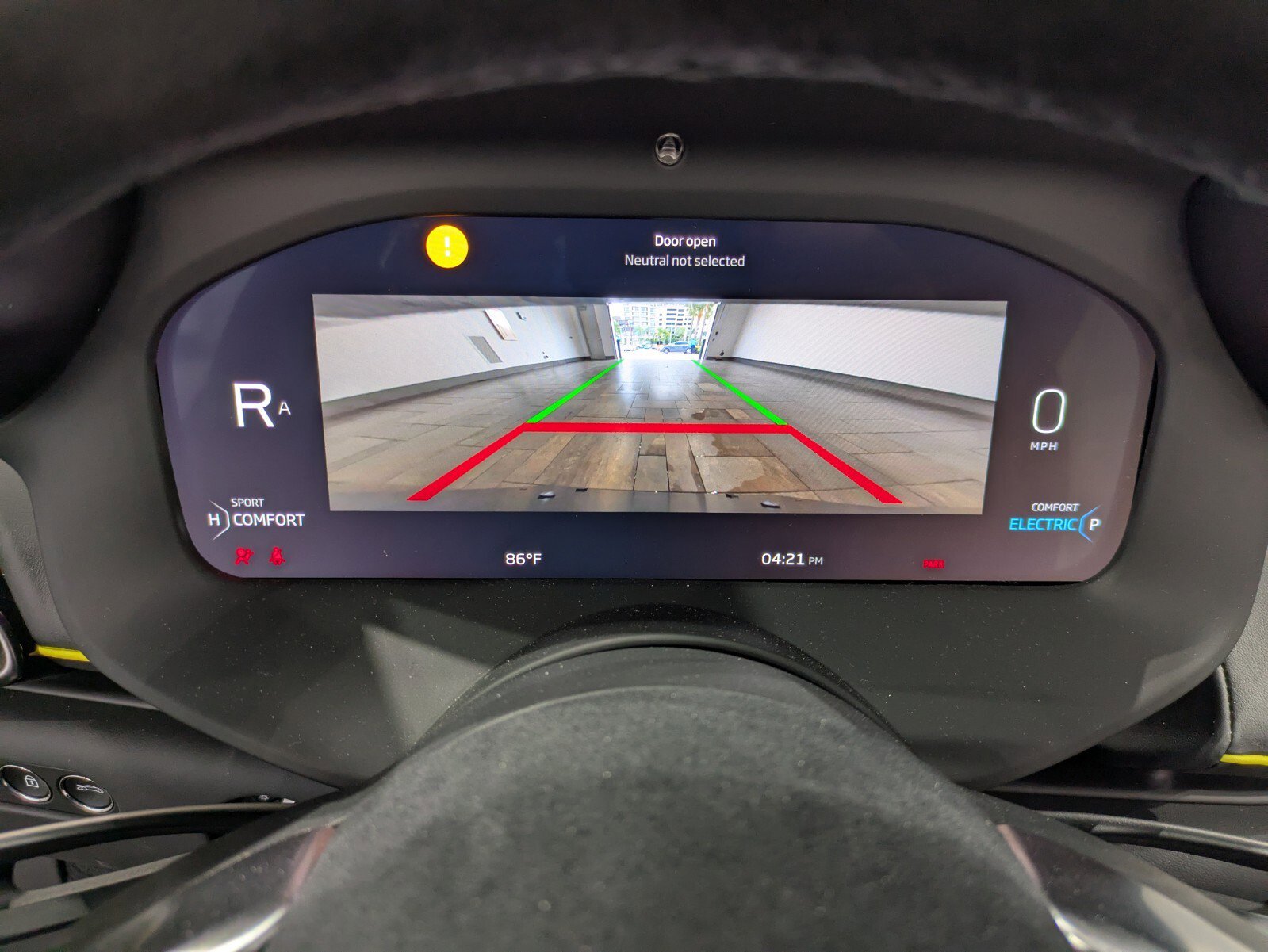 Used 2025 McLaren Artura Spider image 13