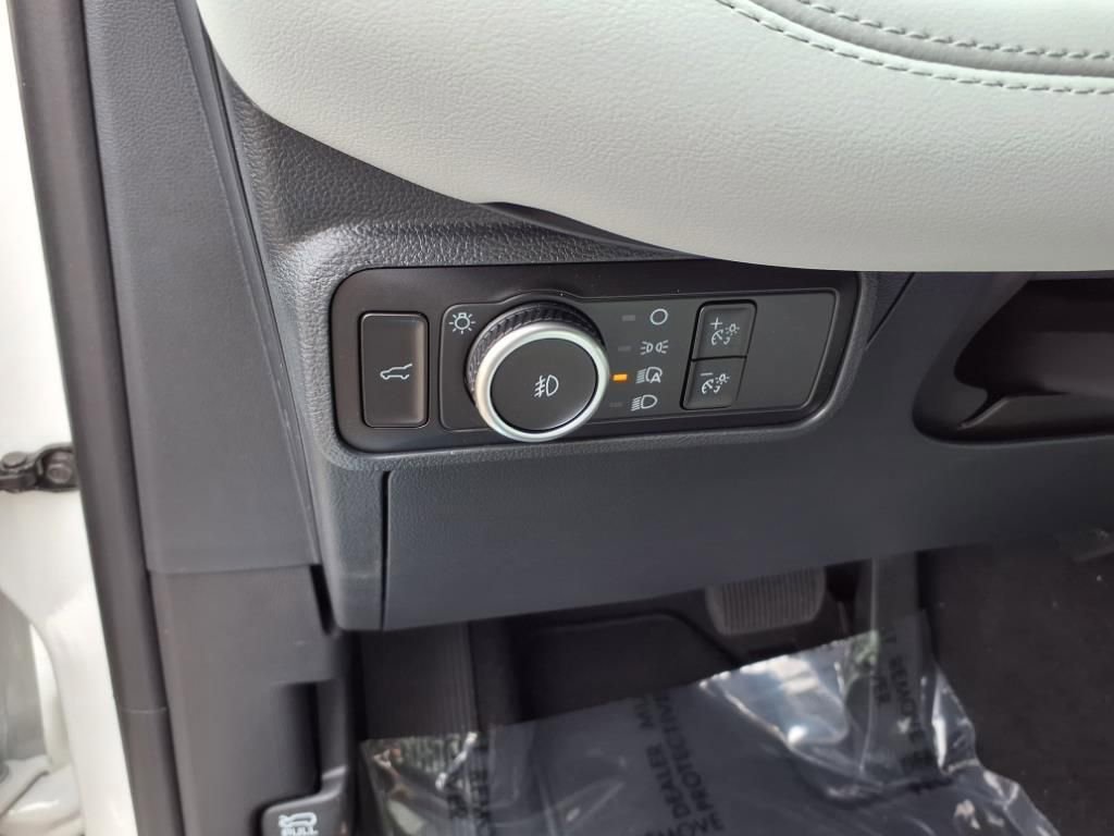 New 2025 Ford Explorer Platinum w/ Ultimate Package image 10