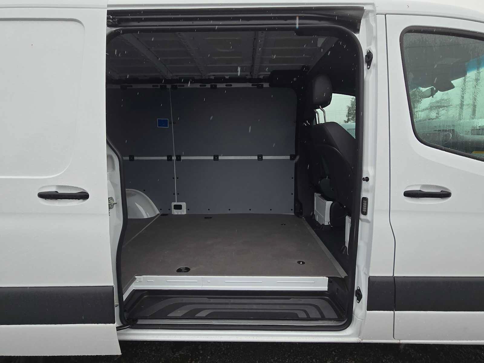 Used 2026 Mercedes-Benz Sprinter 2500 image 12