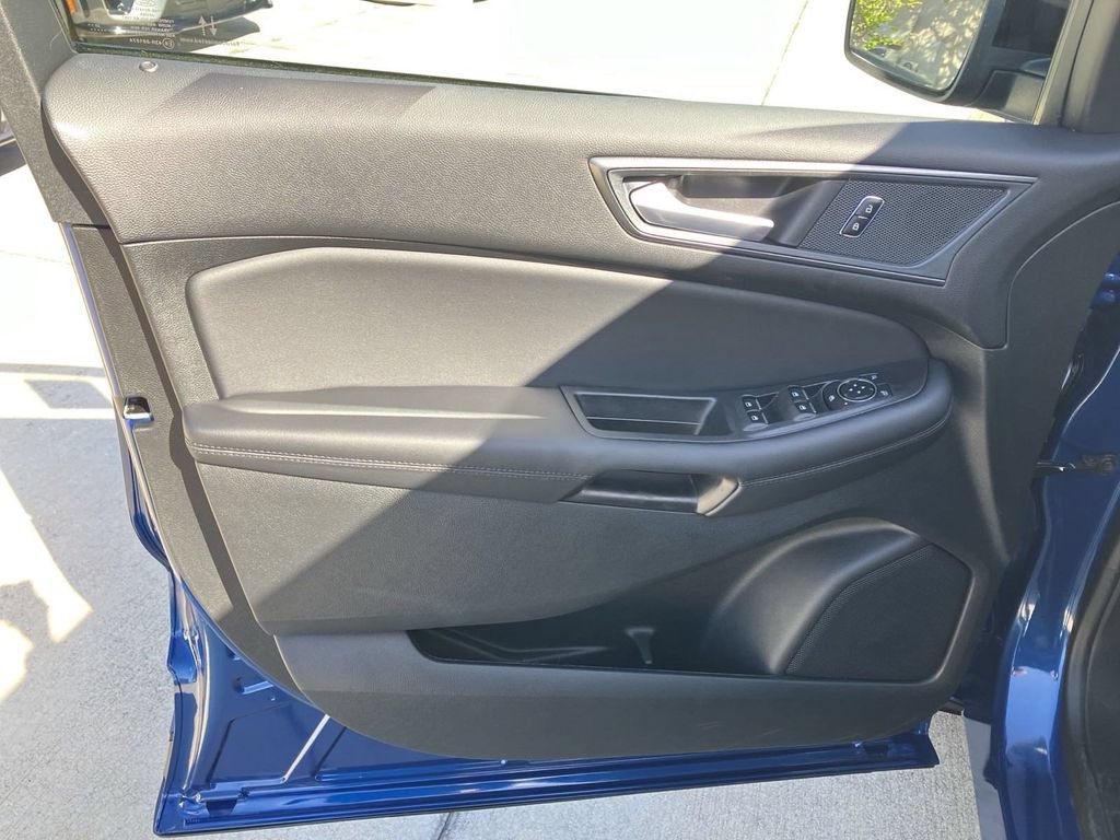 New 2024 Ford Edge SE w/ Black Appearance Package AWD/4WD image 22