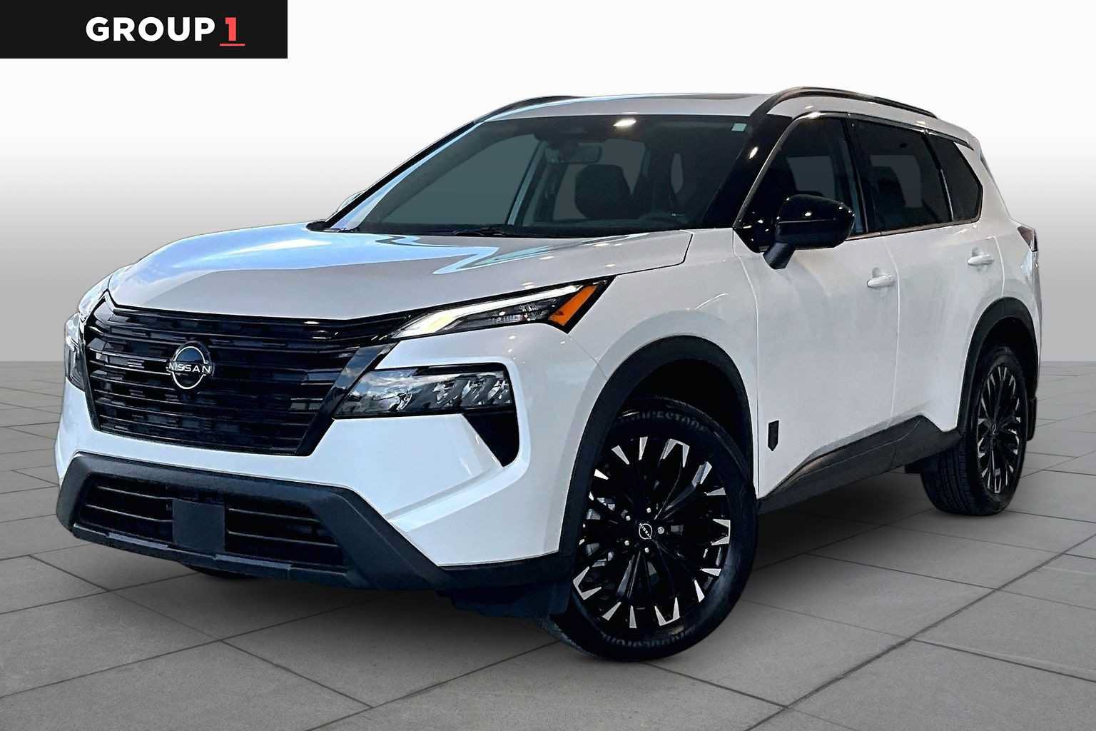 Used 2026 Nissan Rogue Dark Armor FWD image 1