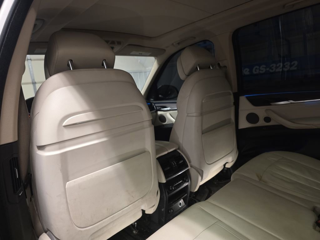 Used 2015 BMW X5 xDrive50i AWD/4WD image 26