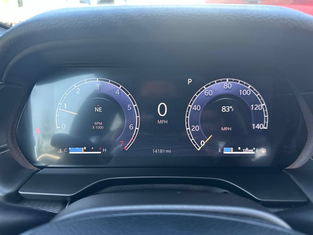 Used 2024 Jeep Grand Cherokee Altitude AWD/4WD image 29