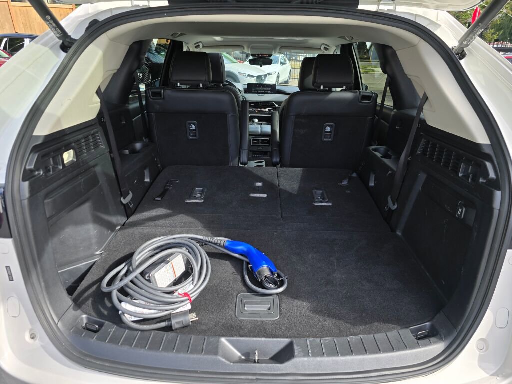 Certified 2024 MAZDA CX-90 Plug-In Hybrid w/ Preferred image 25