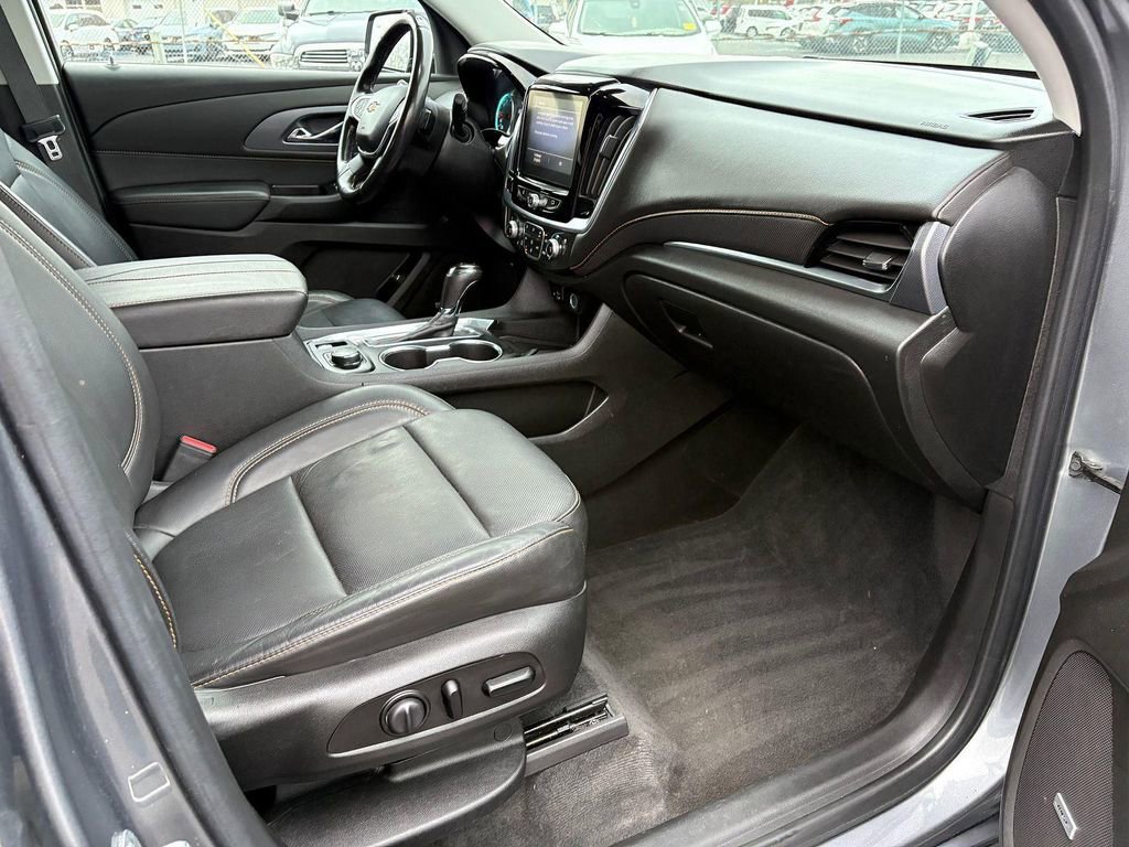 Used 2020 Chevrolet Traverse Premier AWD/4WD image 10