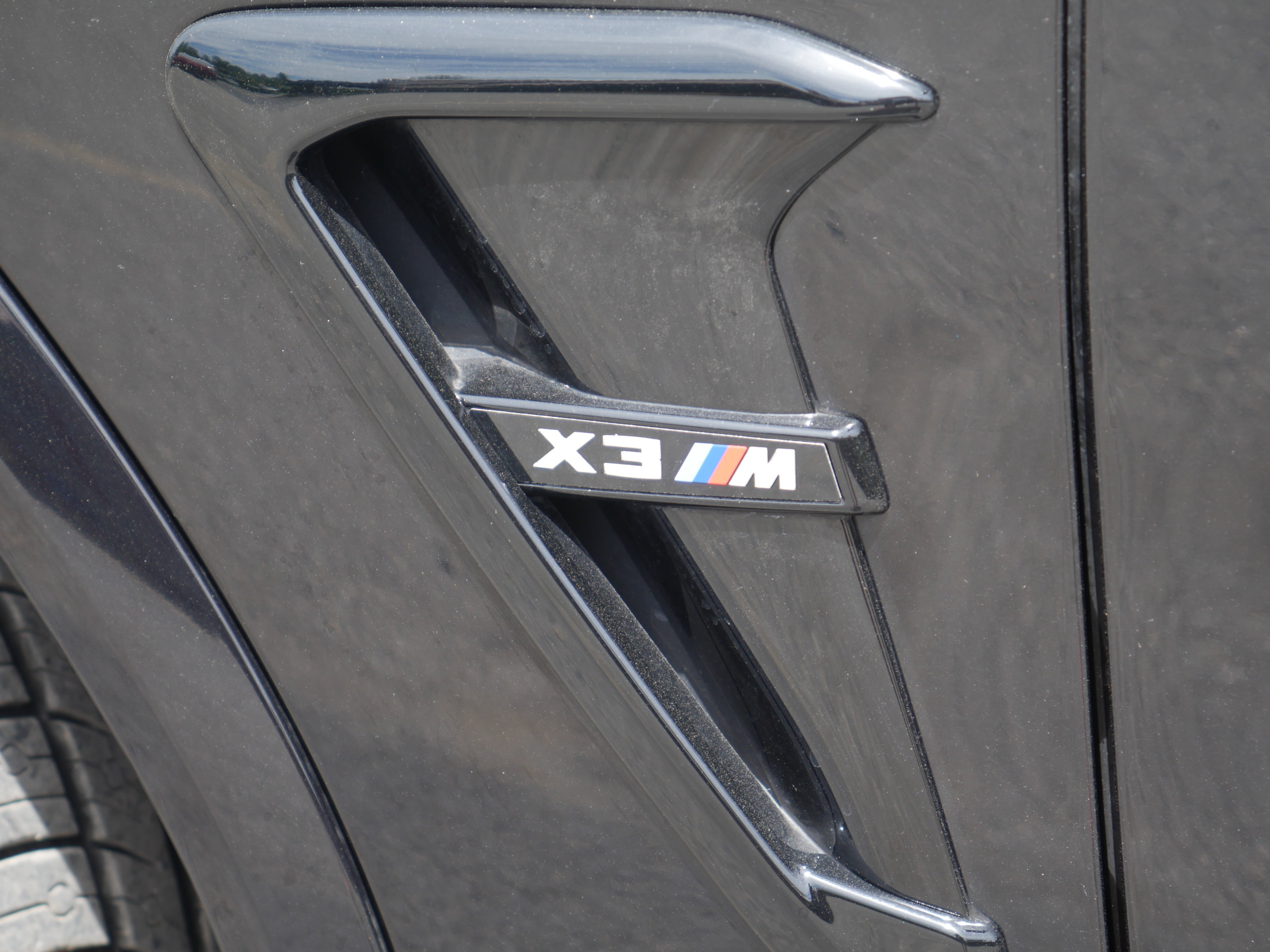 Used 2020 BMW X3 M w/ Executive Package AWD/4WD image 25