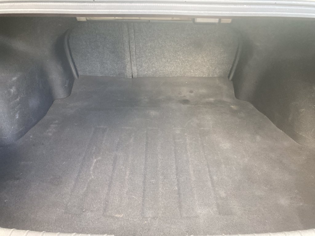 Used 2018 Kia Optima LX w/ 17" Alloy Wheels Package FWD image 29