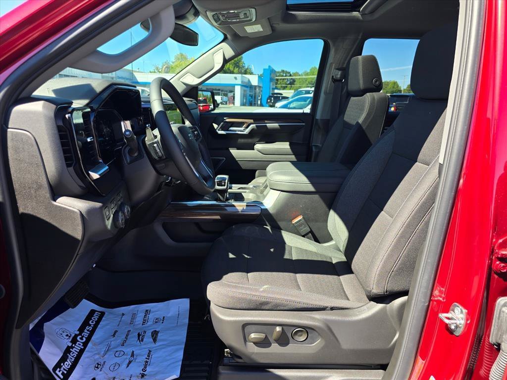Used 2026 Chevrolet Silverado 1500 RST AWD/4WD image 11
