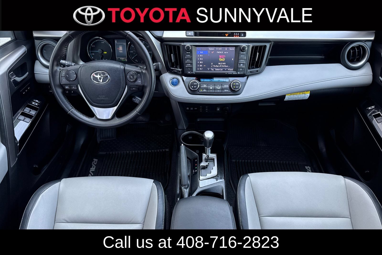 Used 2017 Toyota RAV4 Limited AWD/4WD image 5