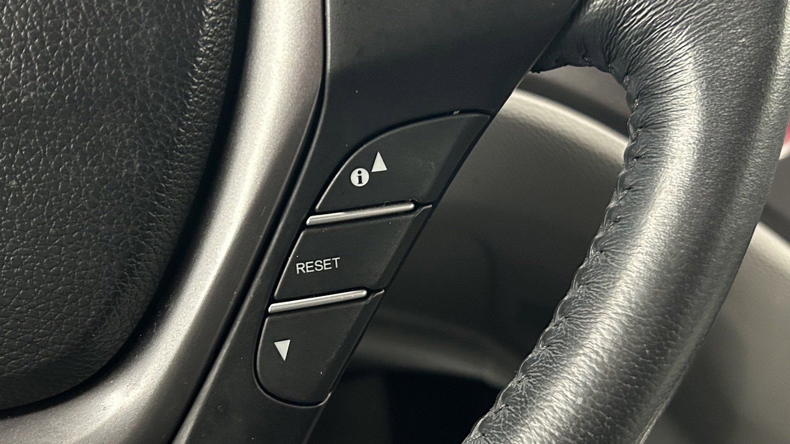 Used 2016 Honda Pilot EX-L image 28