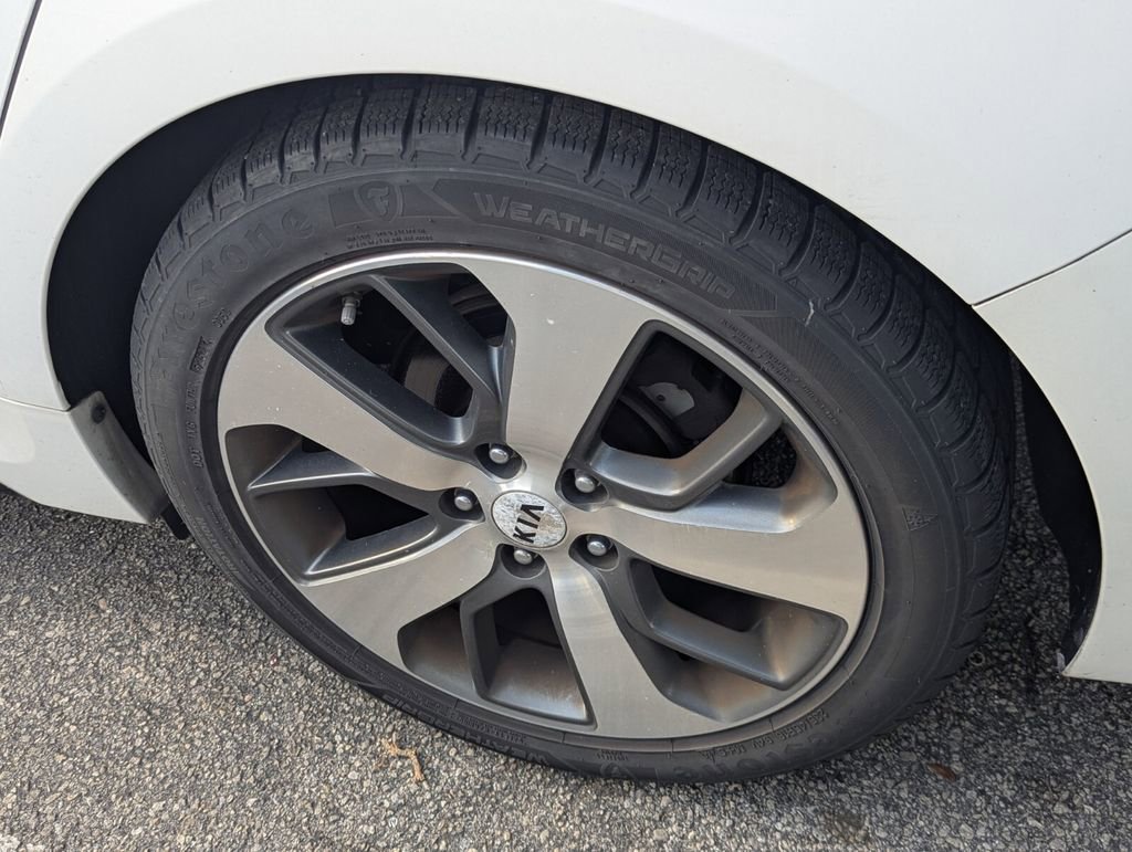 Used 2020 Kia Optima S image 25