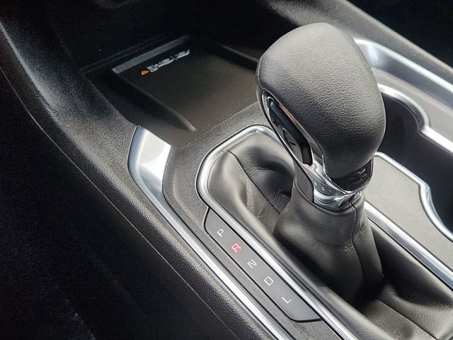 Used 2023 Chevrolet Traverse LT FWD image 44