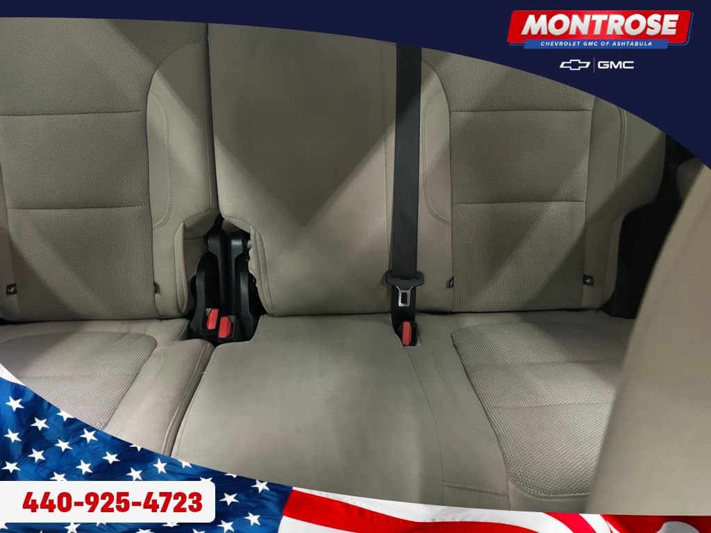 Used 2023 Chevrolet Traverse LS image 20