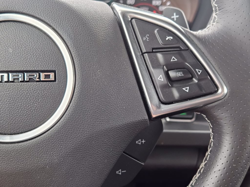 Used 2018 Chevrolet Camaro SS RWD image 32