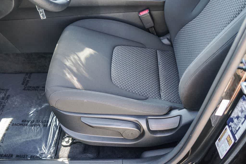 Certified 2025 Kia Sportage LX FWD image 20