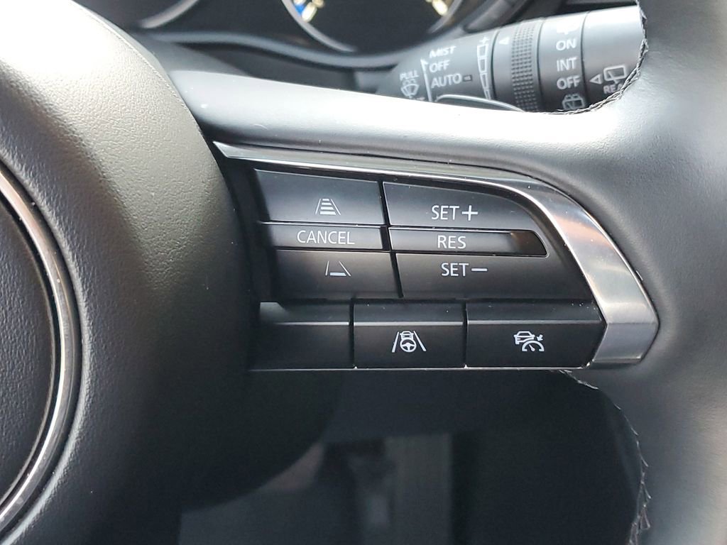 Certified 2025 MAZDA MAZDA3 Hatchback w/ Appearance Package image 26