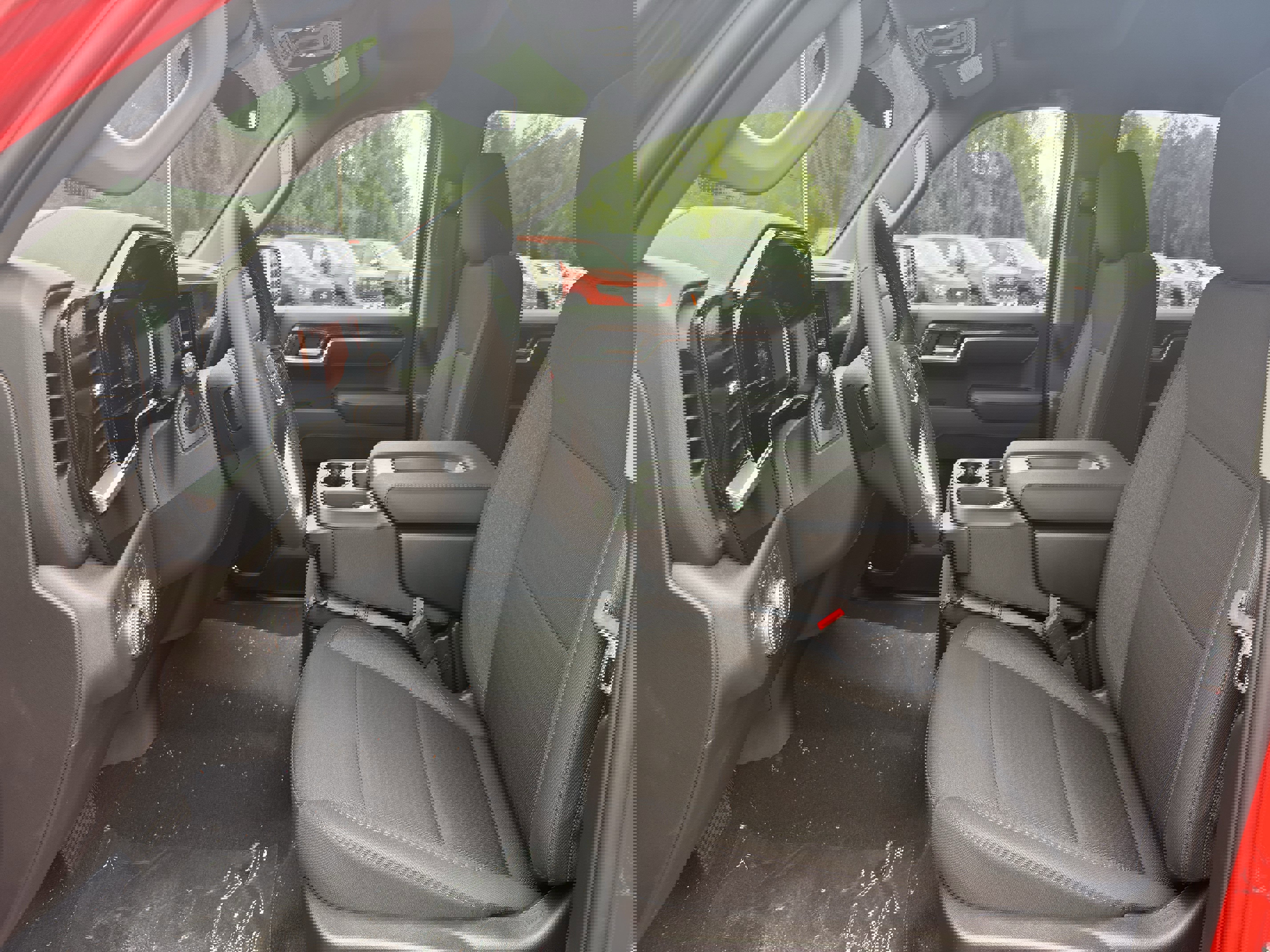 New 2025 GMC Sierra 1500 SLE w/ Preferred Package image 10