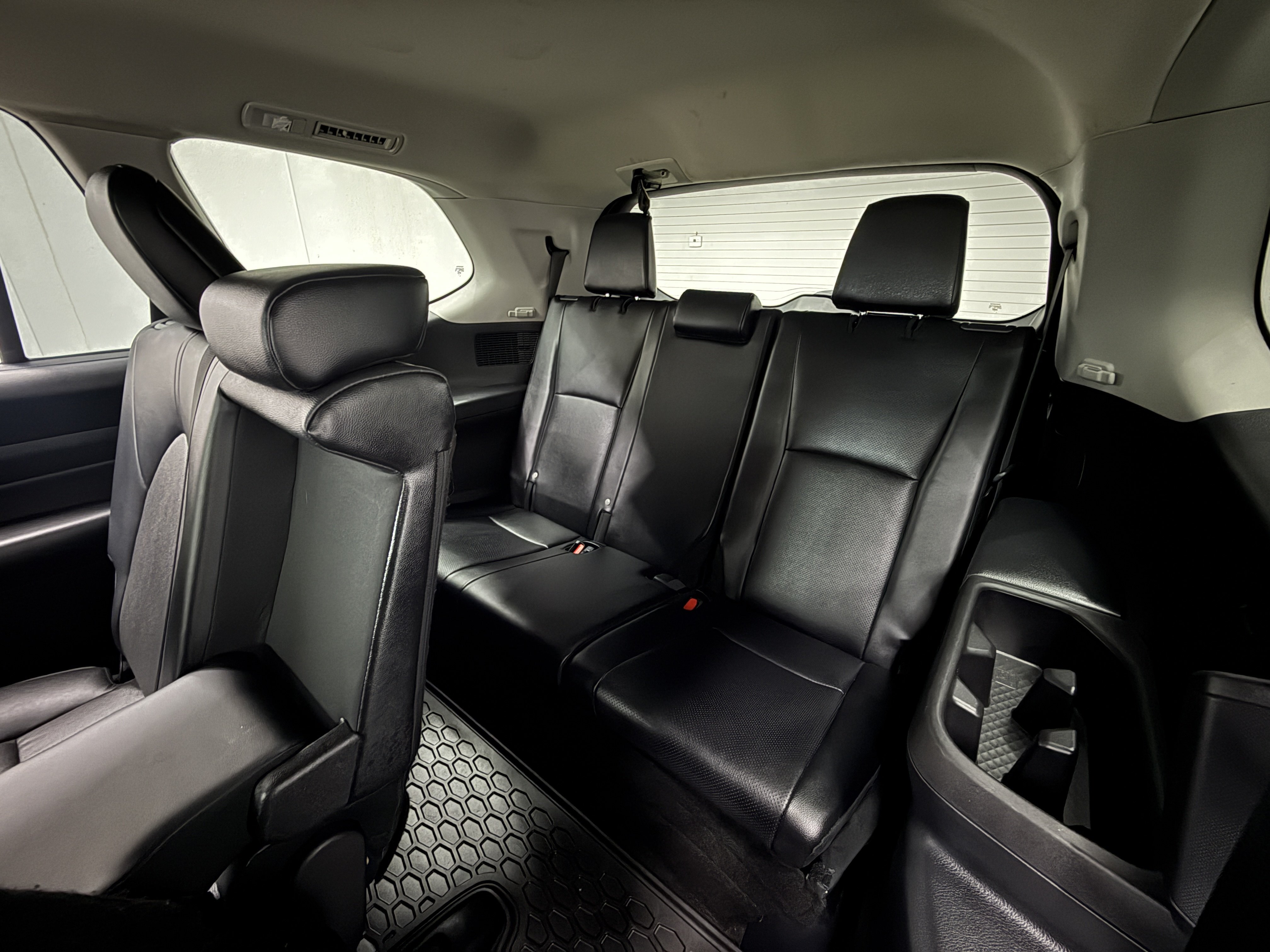 Used 2024 Toyota Grand Highlander AWD image 26