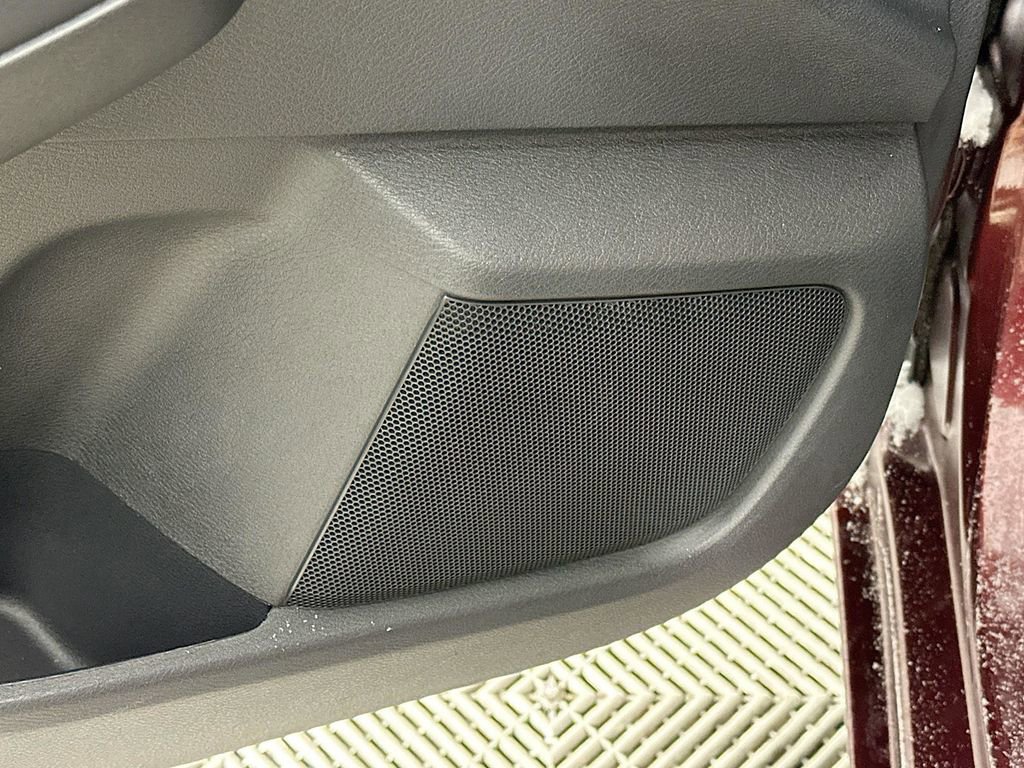 Certified 2025 Nissan Sentra SV image 26