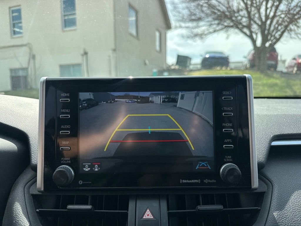 Used 2020 Toyota RAV4 XLE w/ Convenience Package image 19