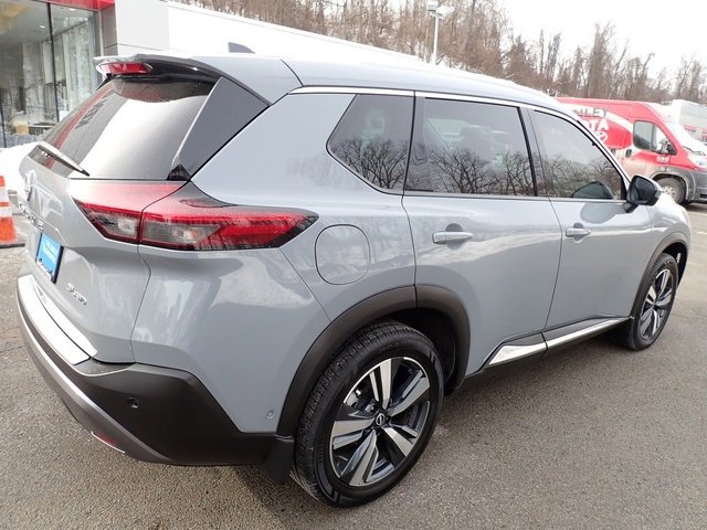 Used 2022 Nissan Rogue SL w/ SL Premium Package image 4