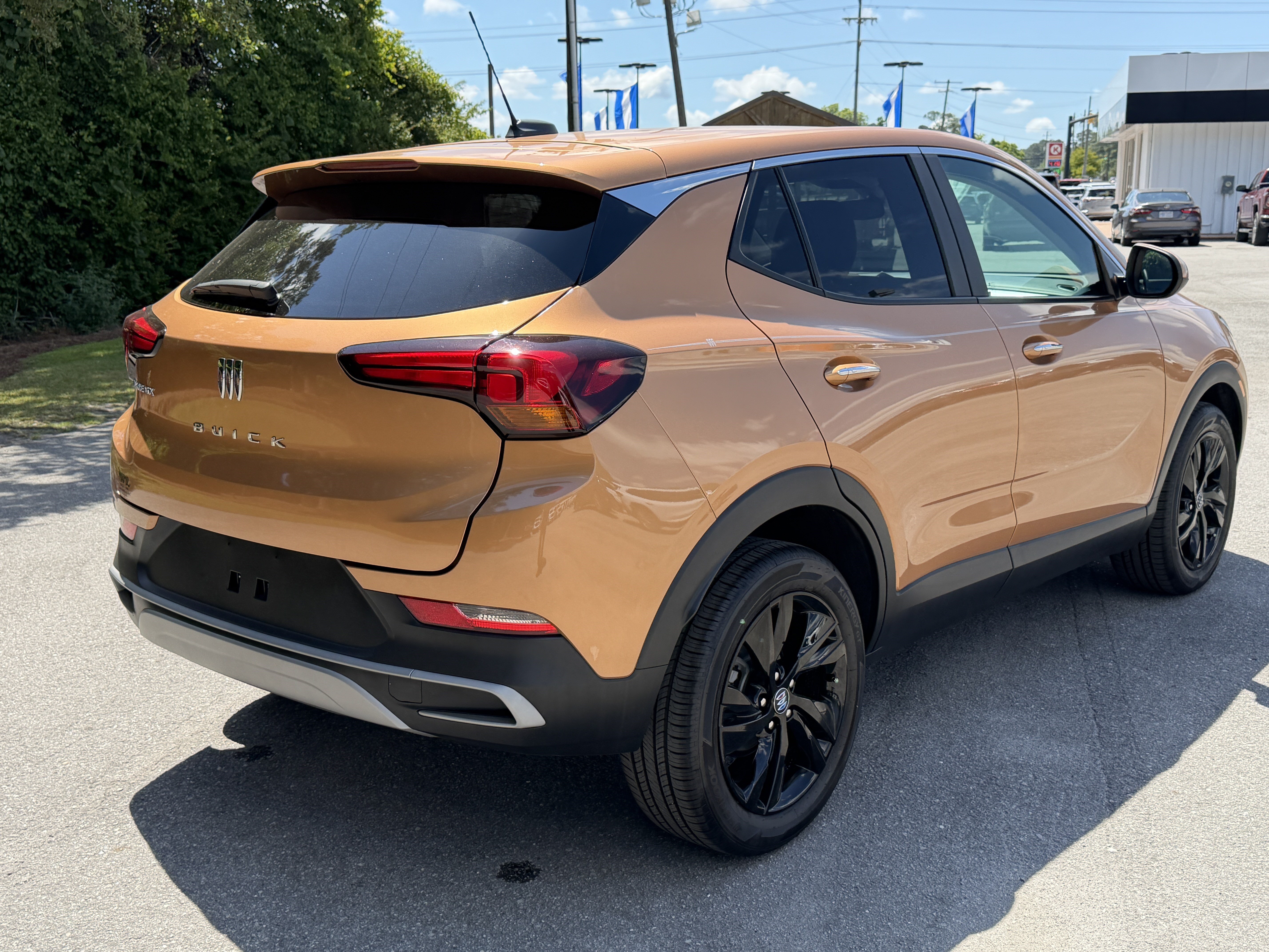 Used 2024 Buick Encore GX Preferred FWD image 34