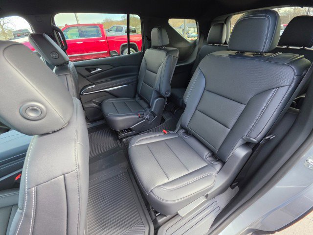 New 2026 Chevrolet Traverse LT image 24