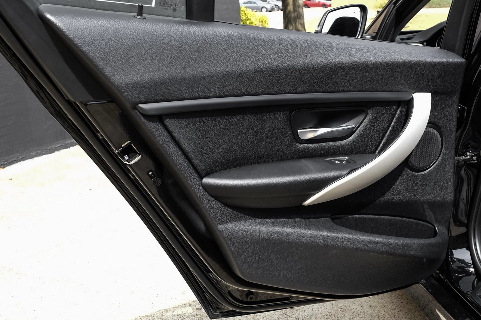 Used 2014 BMW 320i xDrive Sedan AWD/4WD image 45