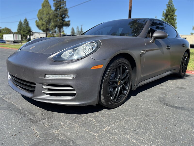 Used 2014 Porsche Panamera 4 AWD/4WD image 6