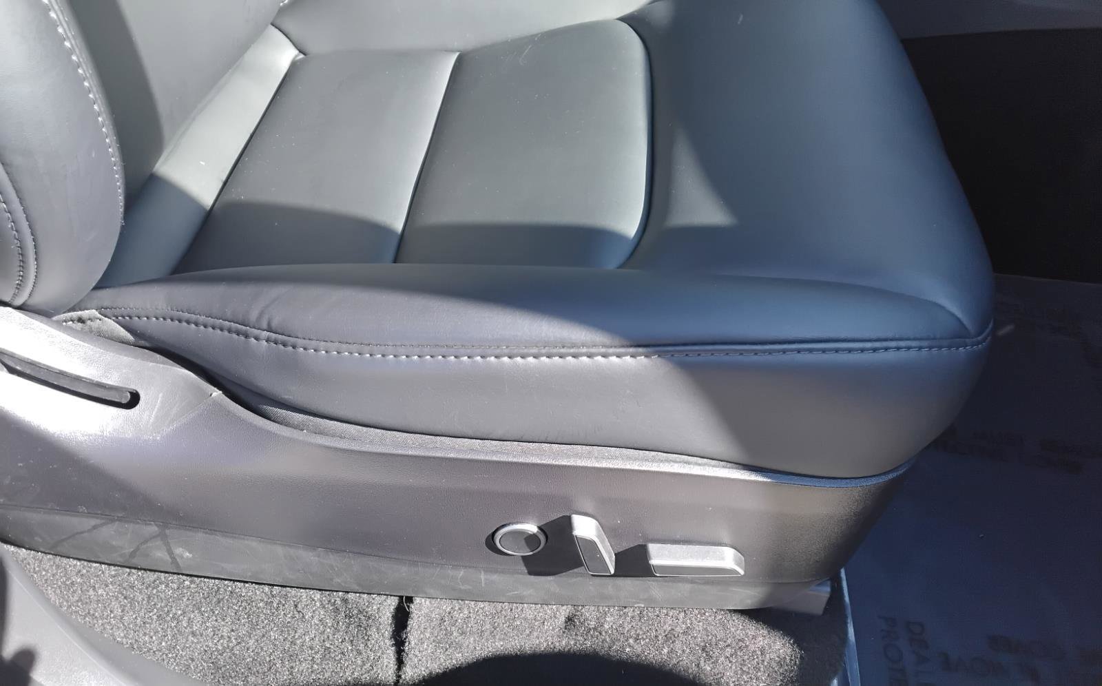 Used 2021 Tesla Model Y Long Range image 26