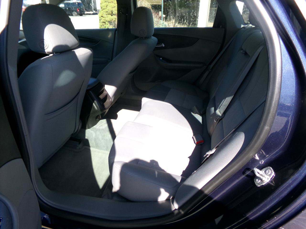Used 2015 Chevrolet Impala LS w/ LS Convenience Package FWD image 11