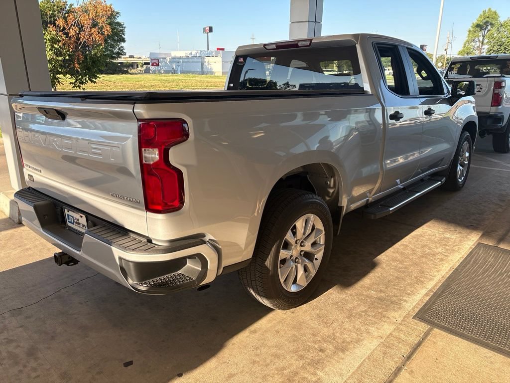 Used 2022 Chevrolet Silverado 1500 Custom RWD image 3