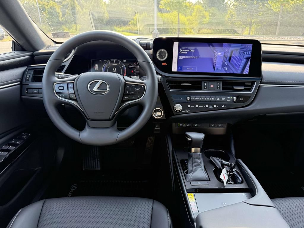 Used 2025 Lexus ES 350 w/ Premium Package FWD image 8