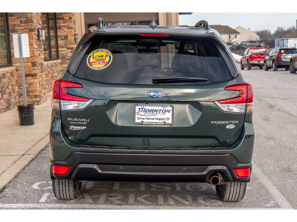 Used 2022 Subaru Forester Limited image 4