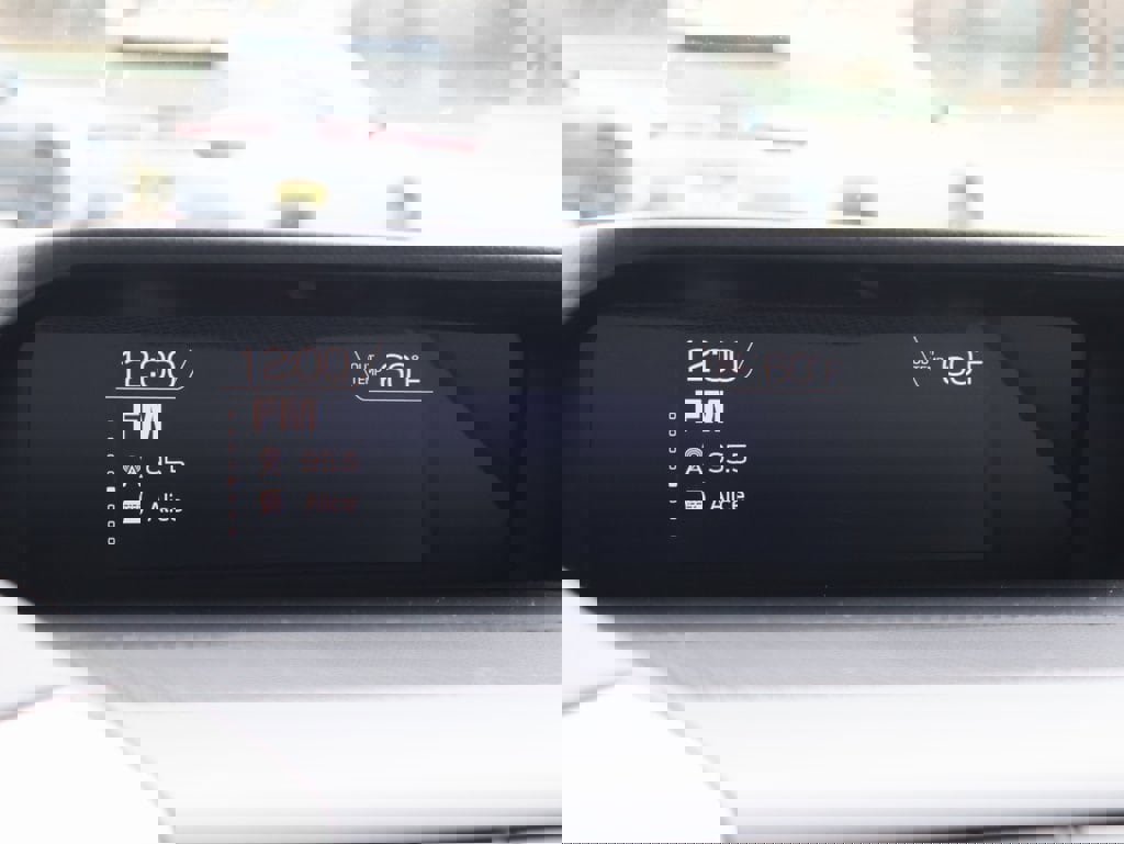 Used 2022 Subaru Ascent Limited w/ Technology Package image 36