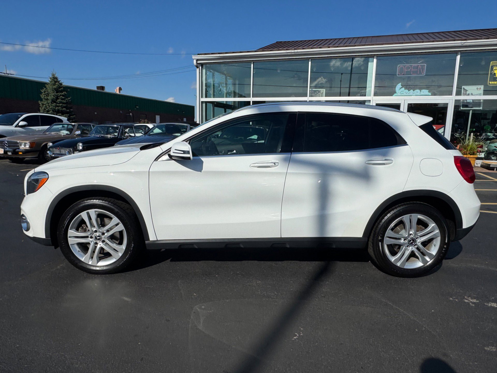 Used 2019 Mercedes-Benz GLA 250 4MATIC image 7