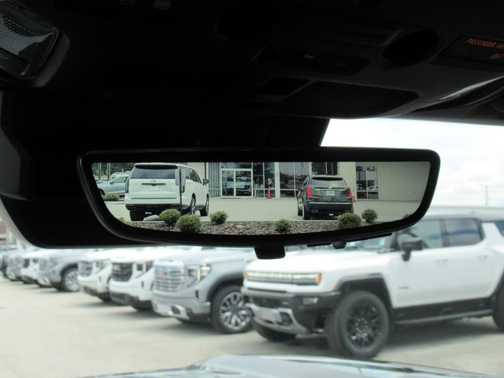 New 2025 GMC Hummer EV 2X image 25